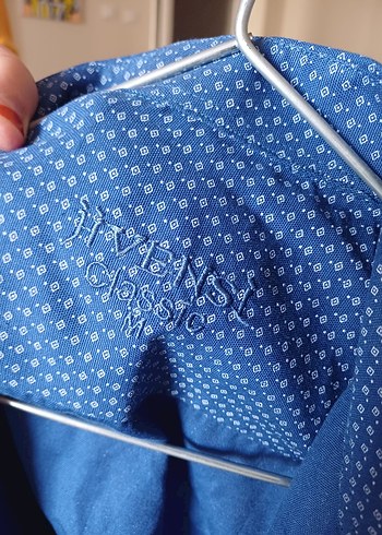 Düğmeli Mavi Gömlek - Görsel 3