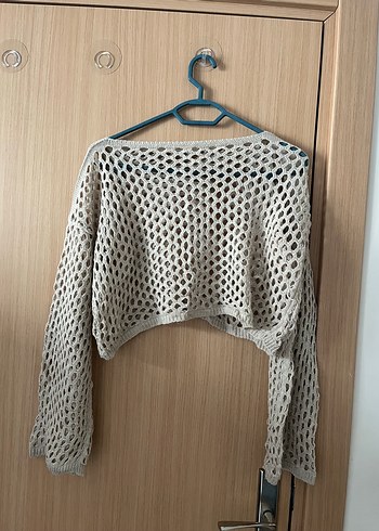 Delikli crop - Görsel 2