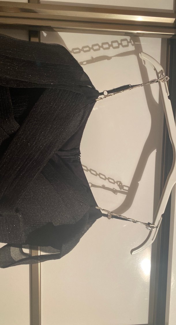 Siyah askılı abiye - Görsel 3