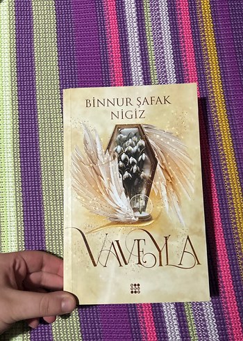 Beden Binnur Şafak - Vaveyla Romanı