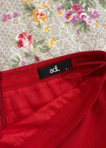 Kırmızı Drapeli Midi - Görsel 2