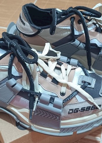 Italia Independent Bej ve Gri Bağcıklı Stiletto Topuklu Spor Ayakkabı