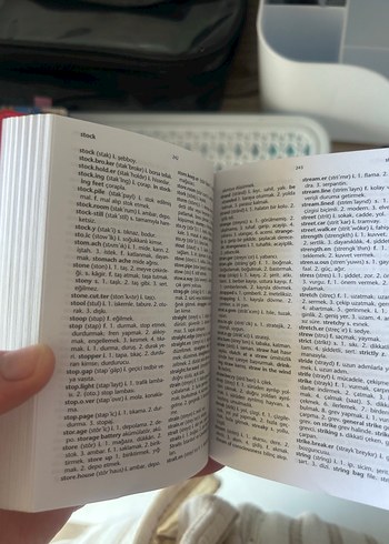 Beden Redhouse İngilizce-Türkçe Mini Sözlük