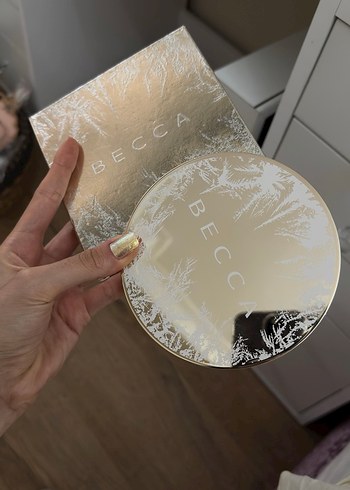 Becca Beige Göz Farı Paleti - Görsel 3