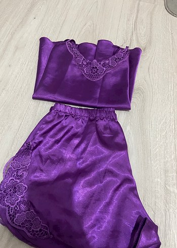 Mor Mini İşlemeli Kadın Pijama Takımı