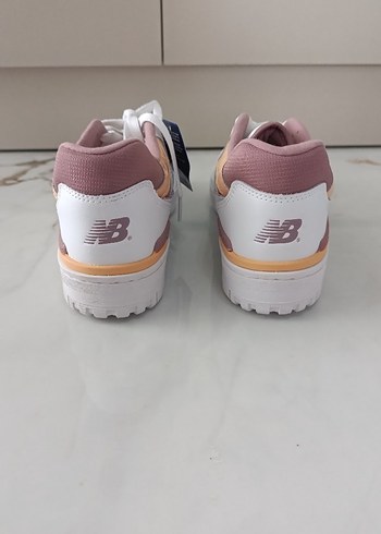 39 Beden Orijinal Beyaz Pastel New Balance Kadın Spor Ayakkabı