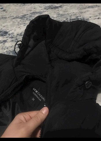 Siyah Kapüşonlu Fermuarlı Kadın Yelek - Görsel 3