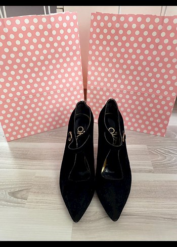 Siyah Süet Tokalı Stiletto Topuklu Kadın Ayakkabı - Görsel 3