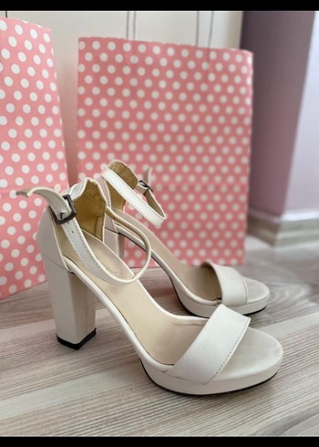 Beyaz Platform Topuklu Kadın Abiye Ayakkabı - Görsel 2
