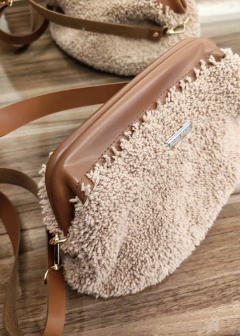 Kürk Detaylı Bej Yün Kadın Çanta - Görsel 3