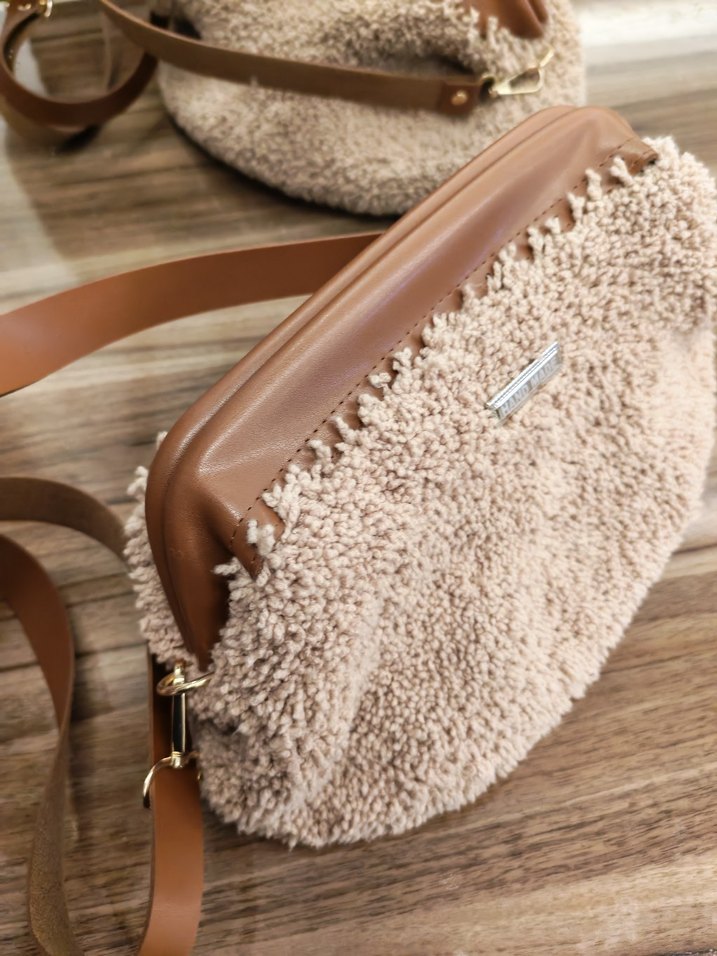Kürk Detaylı Bej Yün Kadın Çanta - Görsel 3