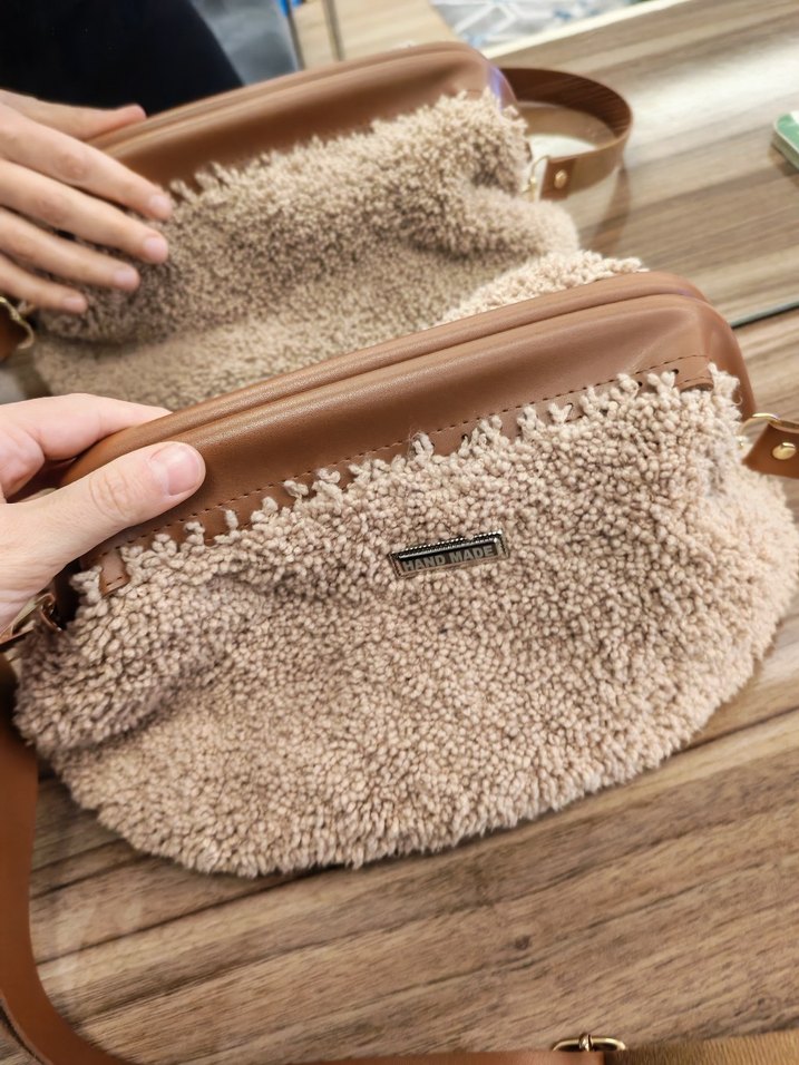 Kürk Detaylı Bej Yün Kadın Çanta - Görsel 4