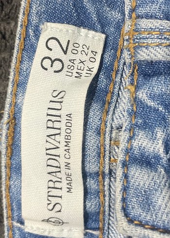 32 Beden Stradivarius pantolon