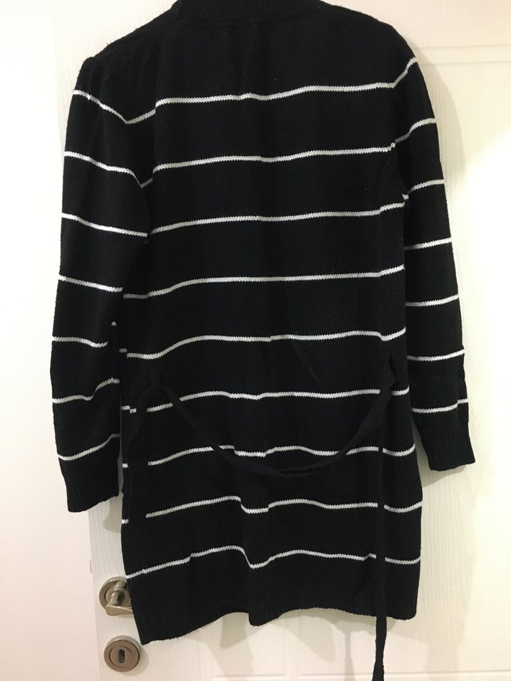 Çizgili Siyah Triko Midi Hırka - Görsel 5