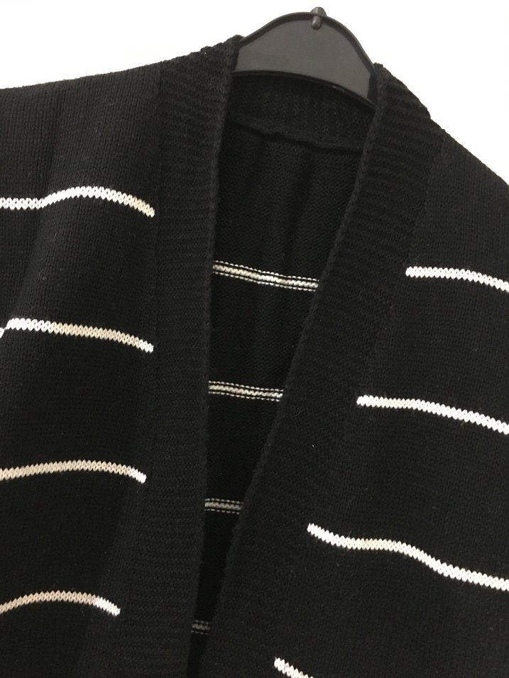 Çizgili Siyah Triko Midi Hırka - Görsel 3