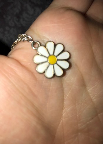 Diğer Uzun Zincirli Beyaz Papatya Kolye