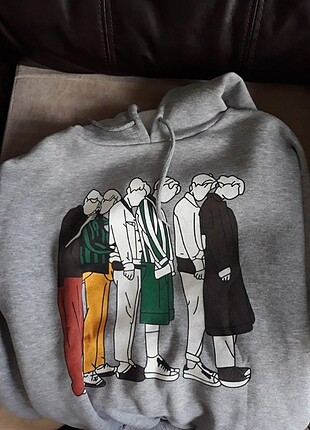 Gri sweatshirt