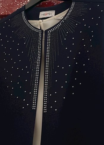 Boncuk İşlemeli Lacivert Tunik - Görsel 2