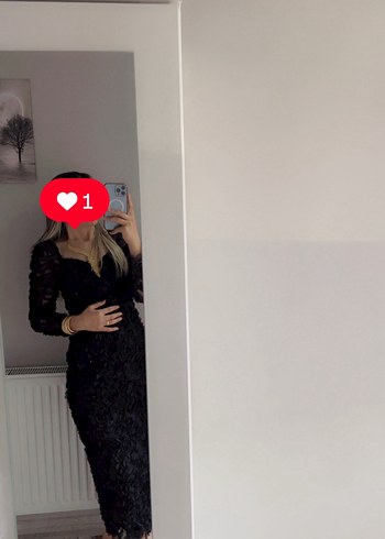Siyah Dantel Detaylı Uzun Gotik Elbise