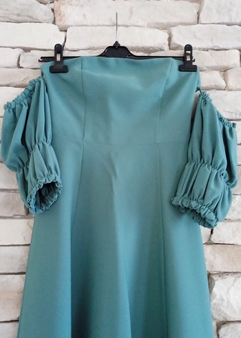 Trendyol & Milla Balon kol mint yeşili straplez midi boy elbise
