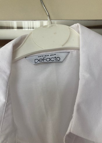 Düğmeli Beyaz Kolsuz Keten Gömlek - Görsel 2