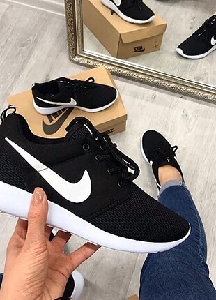 Spor ayakkkabi 