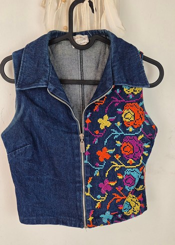 Kolsuz,çiçek desenli,bohem tarzda,yakalı denim ceket