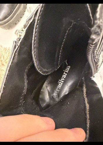 Siyah Deri Tokalı Kadın Bot - Görsel 3