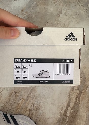 30 Beden Erkek Çocuk Beyaz Adidas Spor Ayakkabı
