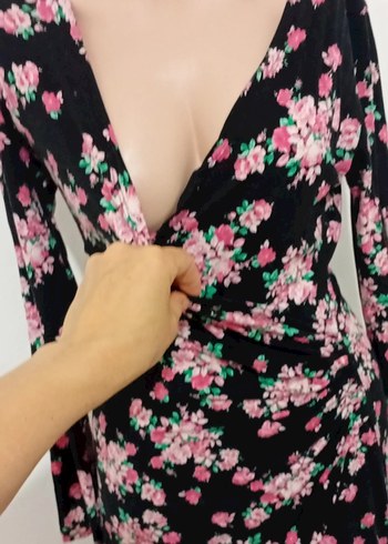 Dantel Detaylı Pembe Çiçek Desenli Hamile Elbisesi - Görsel 3