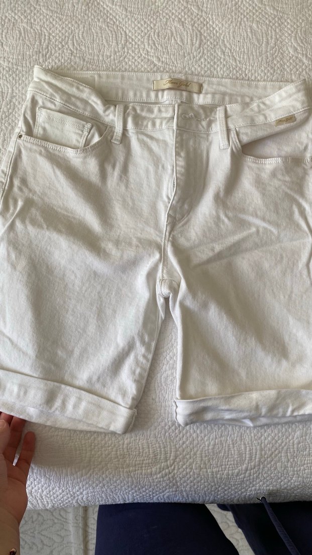 Beyaz Kadın Bermuda Şort - Görsel 3