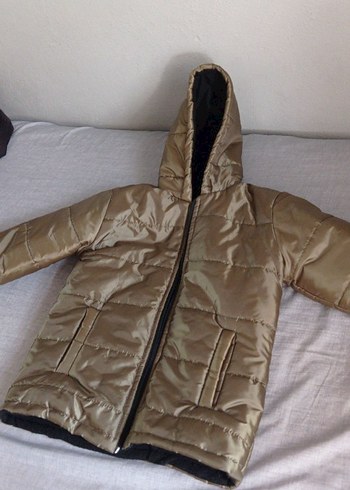 Kapüşonlu yesil erkek çocuk montu - Görsel 3