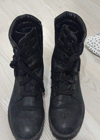 Kadın Bot - Görsel 4