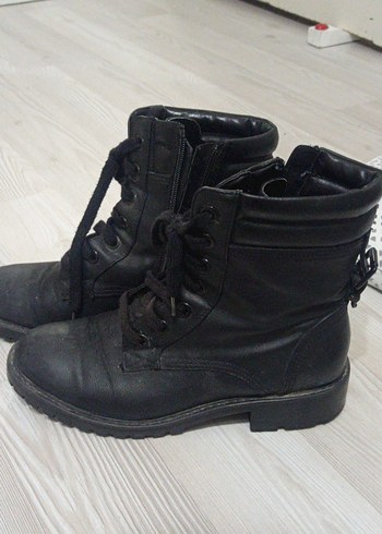 Kadın Bot - Görsel 2