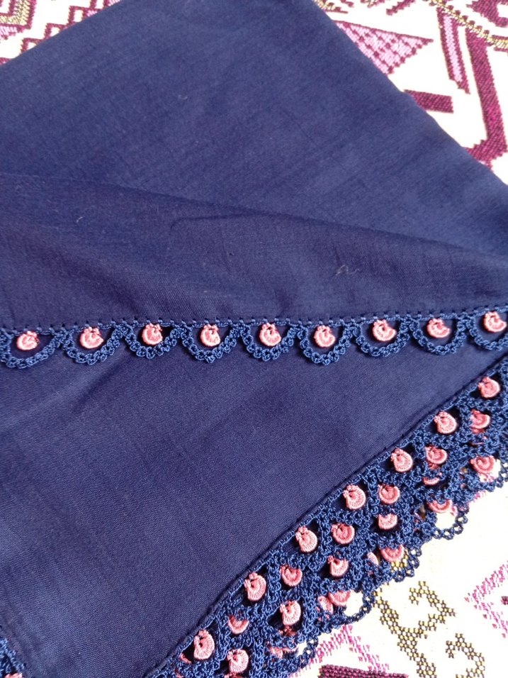 Boncuk İşlemeli Mavi Kadın Fular - Görsel 2