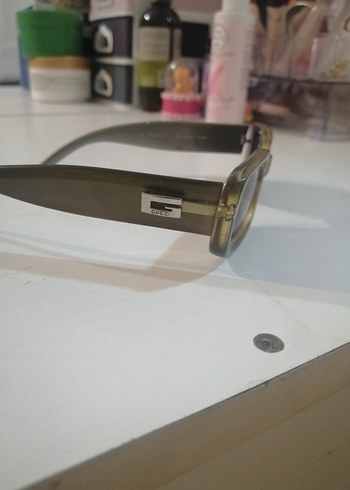  Beden haki Renk Gucci güneş gözlüğü