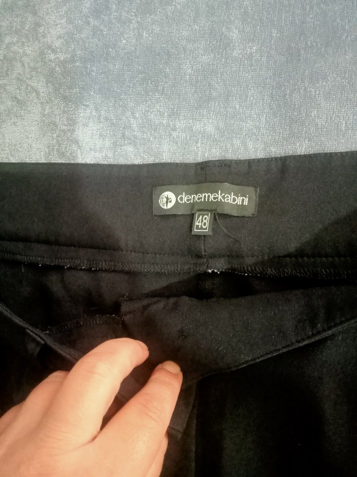 Siyah Pilili Kadın Kumaş Pantolon - Görsel 3