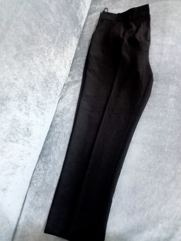 Siyah Pilili Kadın Kumaş Pantolon - Görsel 2
