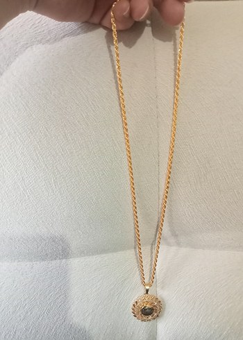 Altın Renkli İşlemeli Uzun Zincir Kolye - Görsel 5