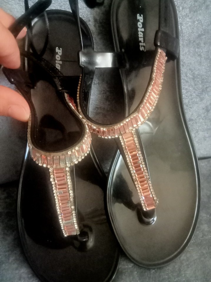 Siyah Parlak Düz Taban Kadın Sandalet - Görsel 2