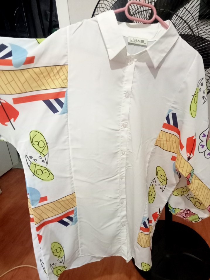 Beyaz Desenli Uzun Kollu Kadın Gömlek - Görsel 2