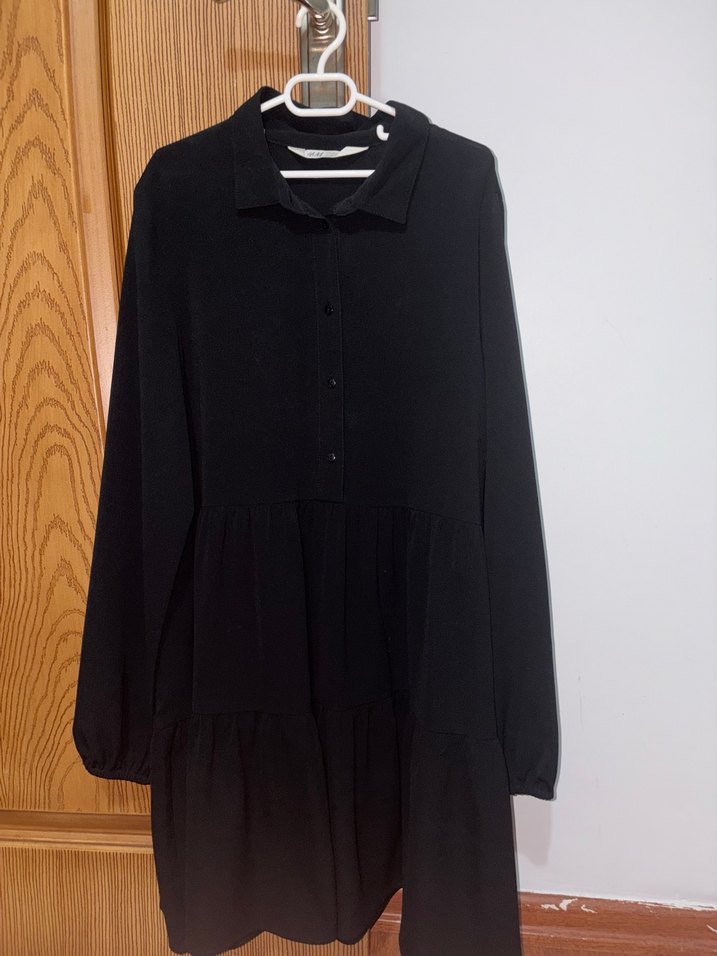 Düğmeli Siyah Midi Çocuk Elbise - Görsel 2