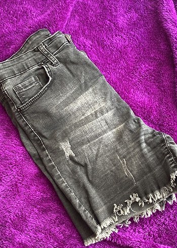 Gri Mini Kot Şort - Görsel 3