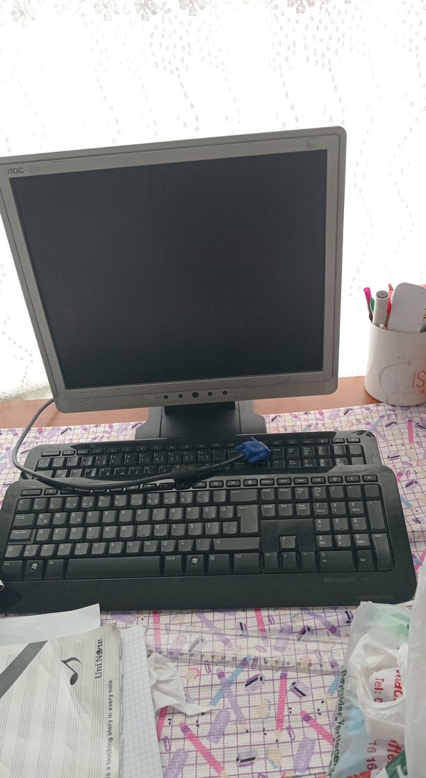 Gri AOC Bilgisayar Monitörü - Görsel 3