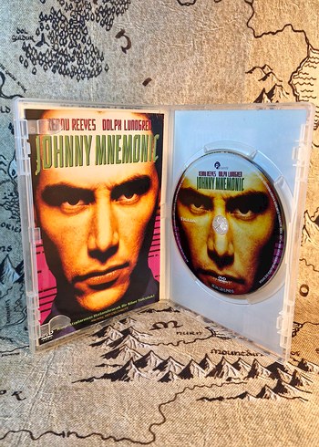 Johnny Mnemonic DVD - Keanu Reeves, Dolph Lundgren! - Görsel 2