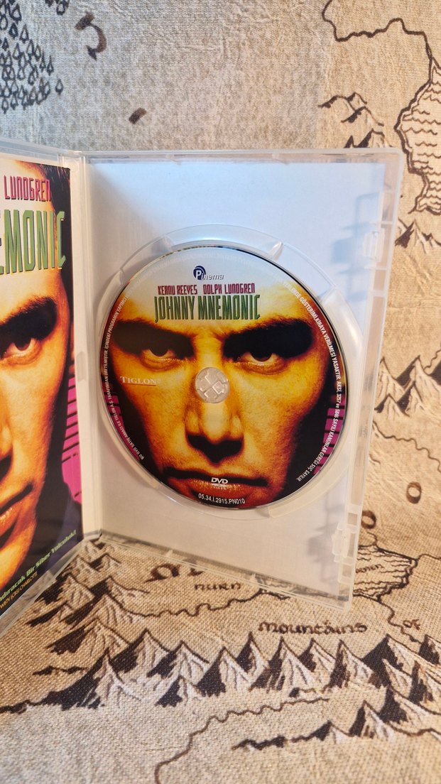 Johnny Mnemonic DVD - Keanu Reeves, Dolph Lundgren! - Görsel 4