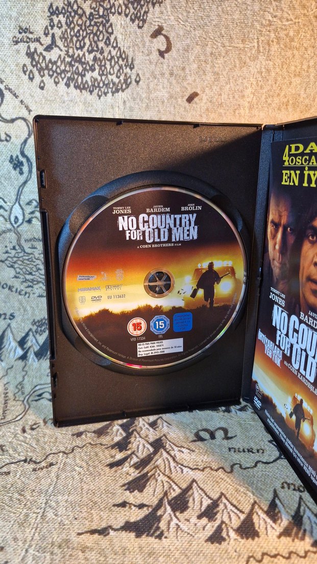 No Country for Old Men DVD - 4 Dalda Oscar Ödüllü - Görsel 3
