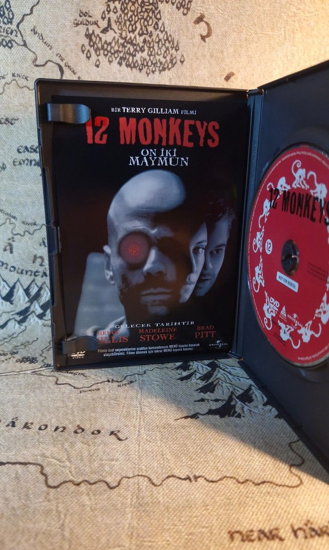12 Maymun DVD - Terry Gilliam Filmi - Görsel 3