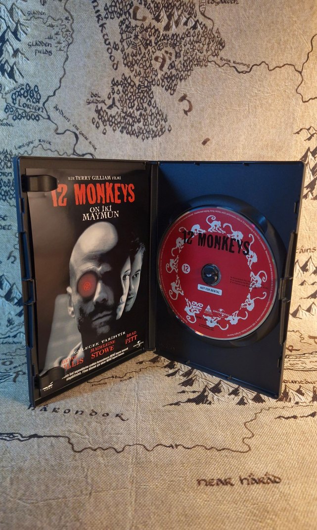 12 Maymun DVD - Terry Gilliam Filmi - Görsel 2