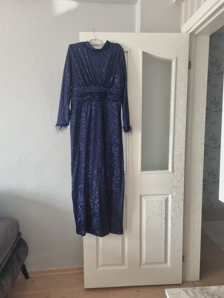 Uzun Kollu Lacivert Payetli Abiye Elbise - Görsel 2